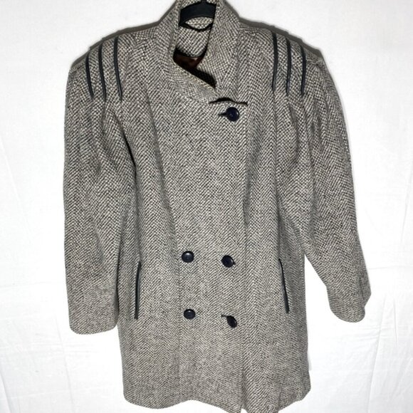 Vintage Collection Elegante Grey Wool Button Front Overcoat 6 - Picture 1 of 15